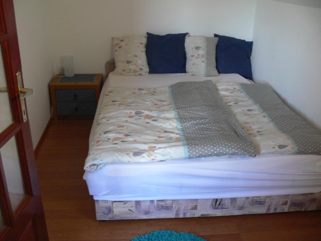 Szalma Vendeghaz Hotel Mogyorosbanya Bagian luar foto